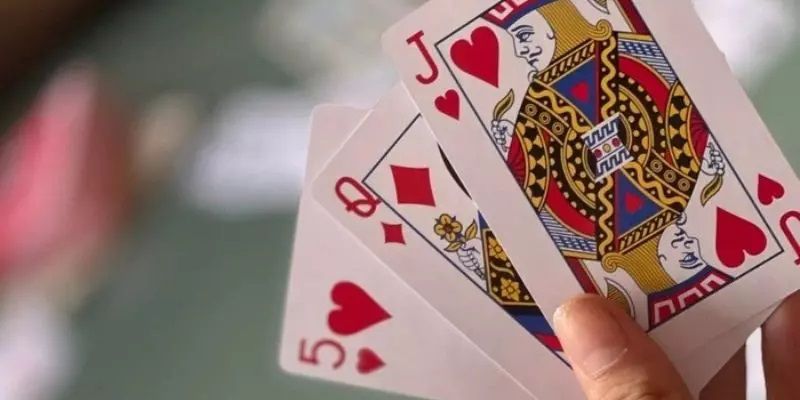 Những hiểu lầm tai hại khi chơi bài ngày Tết